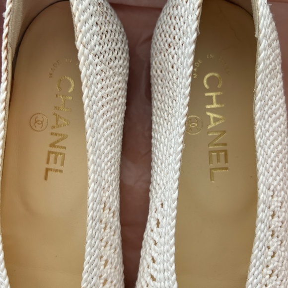 CHANEL Woven Raffia Two Tone Ballerina Flats Size 38.5 - Picture 7 of 9